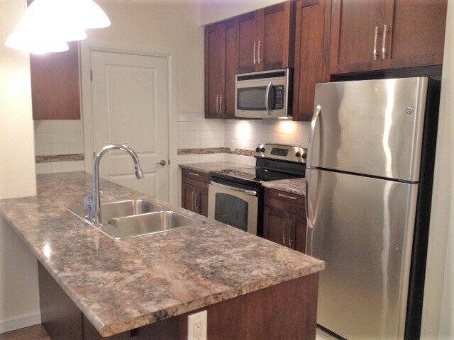 Photo du bâtiment - 45525-45525 Keith Wilson Rd