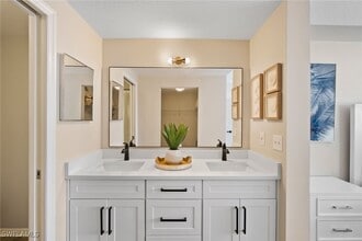 Building Photo - 22748 Island Pines Way