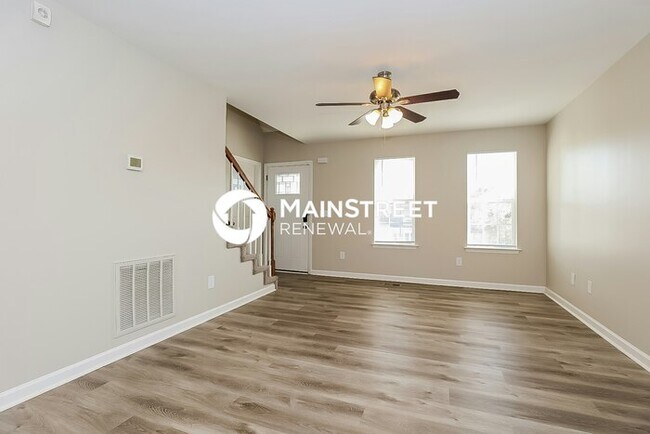 Foto del edificio - 3 Bedroom Pet-Friendly Home in ANTIOCH, TN with Main Street Renewal