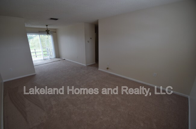 Foto del edificio - 1920 E Edgewood Dr