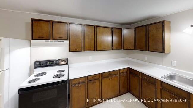 Building Photo - 701 Grove St