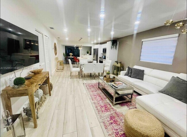 Foto del edificio - 254 NW 51st St