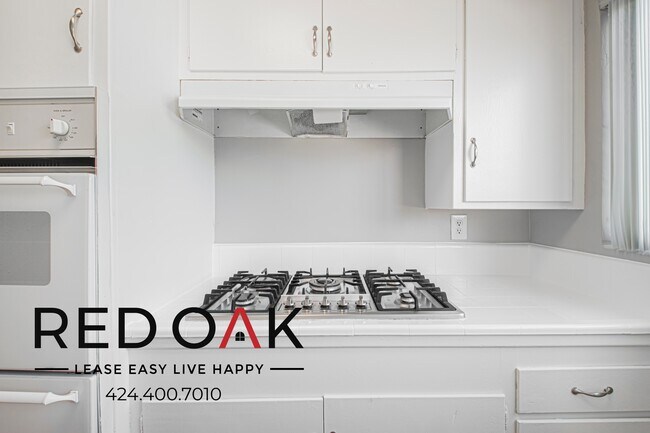 Foto del edificio - 15405 Vanowen St