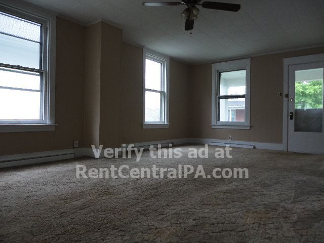Building Photo - 317 8th St