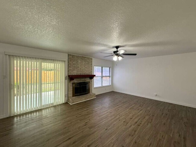 Building Photo - 5222 Tom Stafford Dr