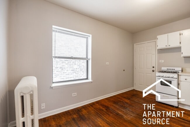 Building Photo - 5748 N Winthrop Ave