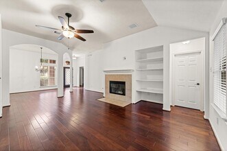 Building Photo - 24226 Pine Canyon Falls Cir