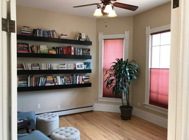 Building Photo - 463 Gunnison Ave