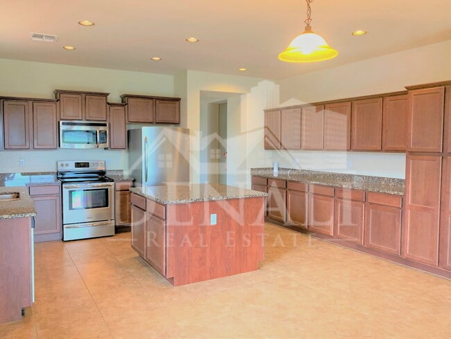 Building Photo - 3836 S Whitman