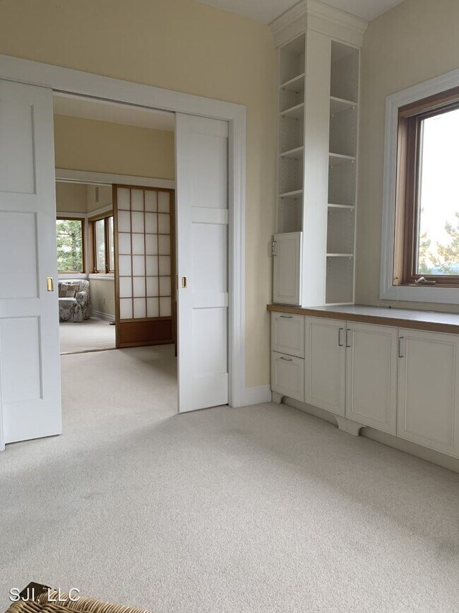 Foto del edificio - 3 br, 2.5 bath House - 432 Botsford Ln