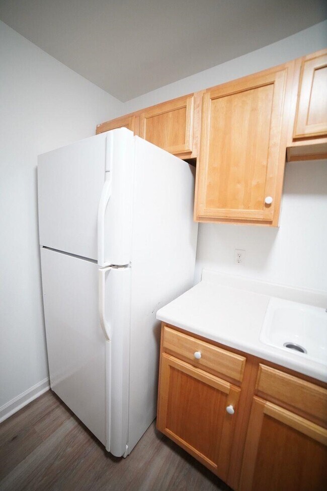 Foto del edificio - 1272 Cross Creek Cir