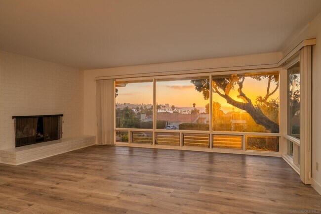 Building Photo - 8511 Avenida De Las Ondas
