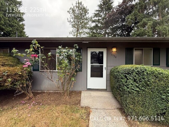 Building Photo - 1130 SE 225th-