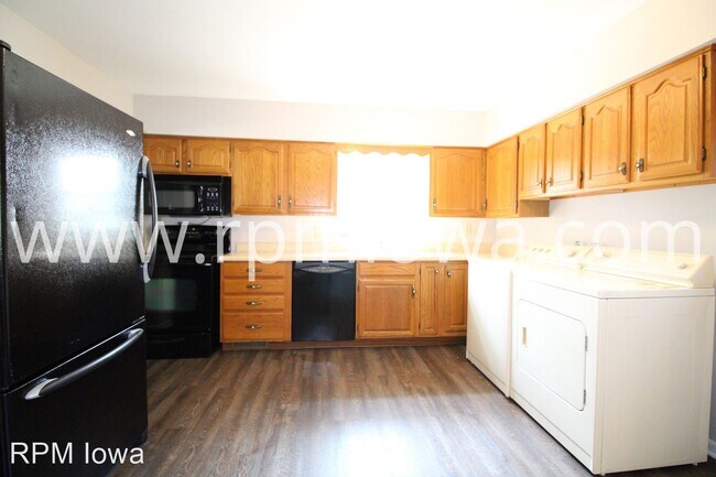 Foto del edificio - 2 br, 1 bath House - 514 SW Cherry Street