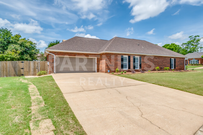 Building Photo - 8536 Plantation Ridge Rd