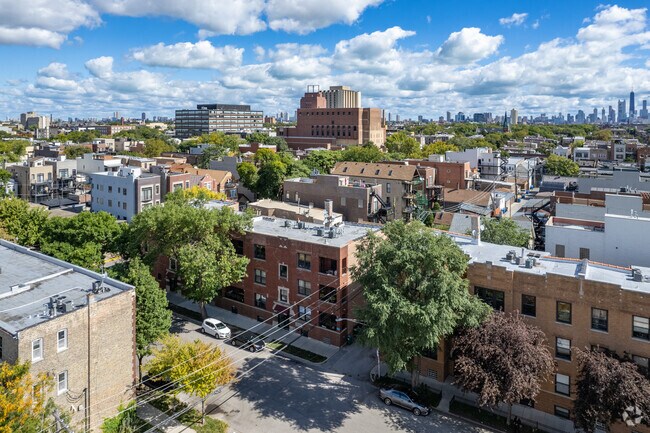 Aerial Photo - 1015 N Campbell Ave