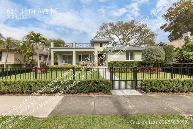 Building Photo - EXCLUSIVE NORTHEAST ST PETERSBURG HOME