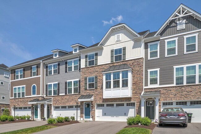 Building Photo - 1206 Clear Springs Dr