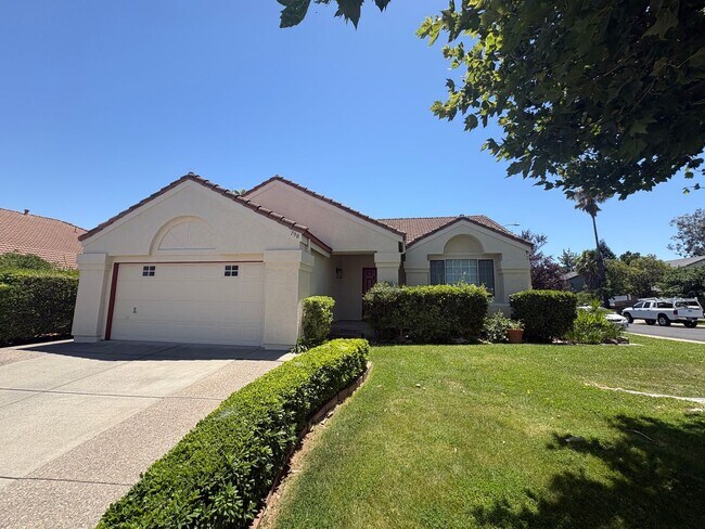 Foto del edificio - 798 Shannon Dr
