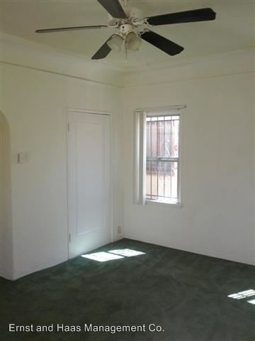 Building Photo - 2133 Chestnut Ave