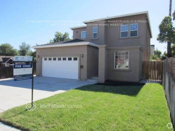 Building Photo - 2841 Sunset Ln