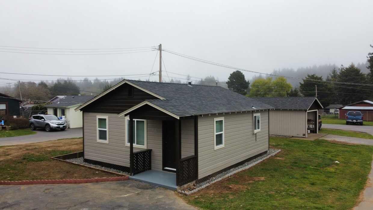 Primary Photo - New Single-Family Home in McKinleyville- P...