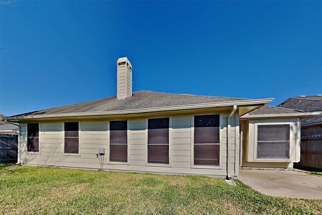 Foto del edificio - 3830 Paigewood Dr