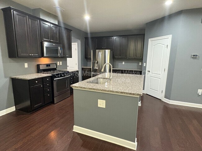 Foto del edificio - 441 Liberty Hill Pass