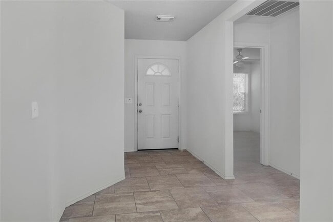 Building Photo - 3003 Bison Bluff