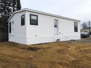 Building Photo - 69 Manchester St