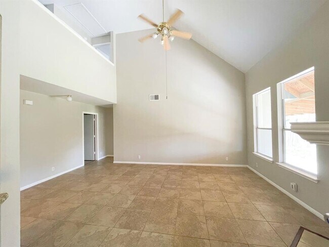 Building Photo - 104 Cattail Cove