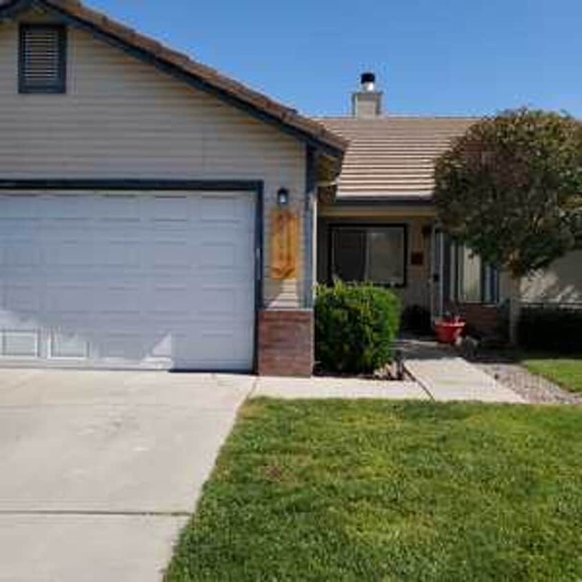 Primary Photo - Salida 3 bedroom 2 bathroom