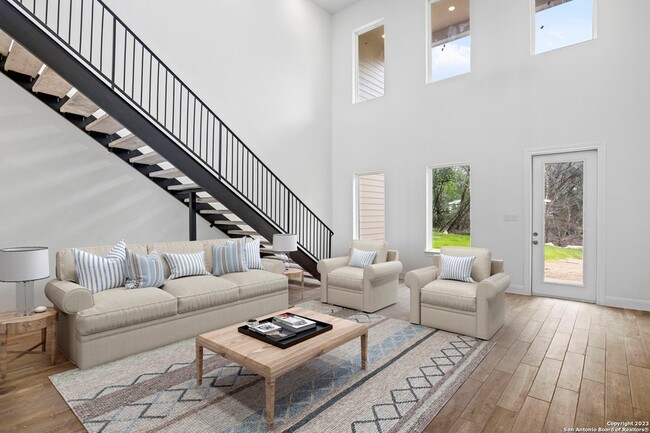 Foto del edificio - 155 N Rip Ford Rd