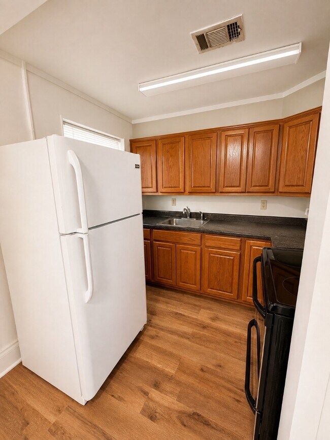 Photo - 922 4th Ave S - 924 4th Ave. S Apartment