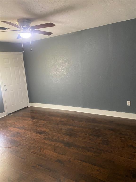 Foto del edificio - 7405 Sterlingshire St