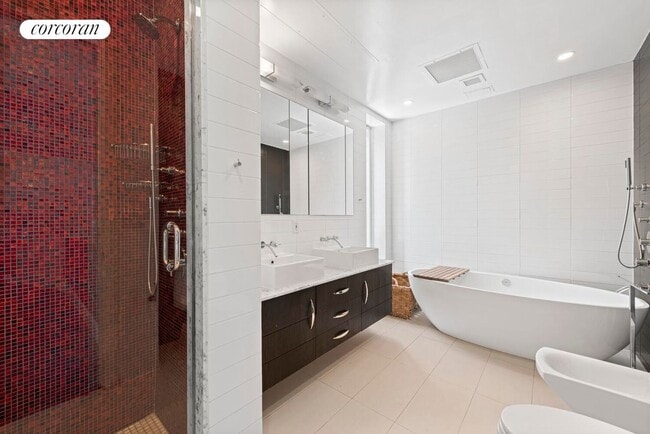 Building Photo - 802 9th Ave