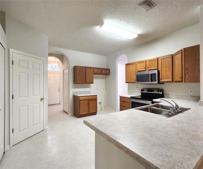 Building Photo - 10232 Grant Creek Dr