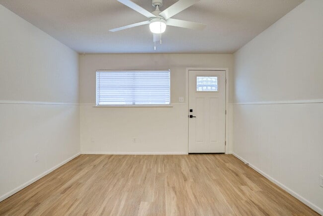 Foto del edificio - 228 Hickory St