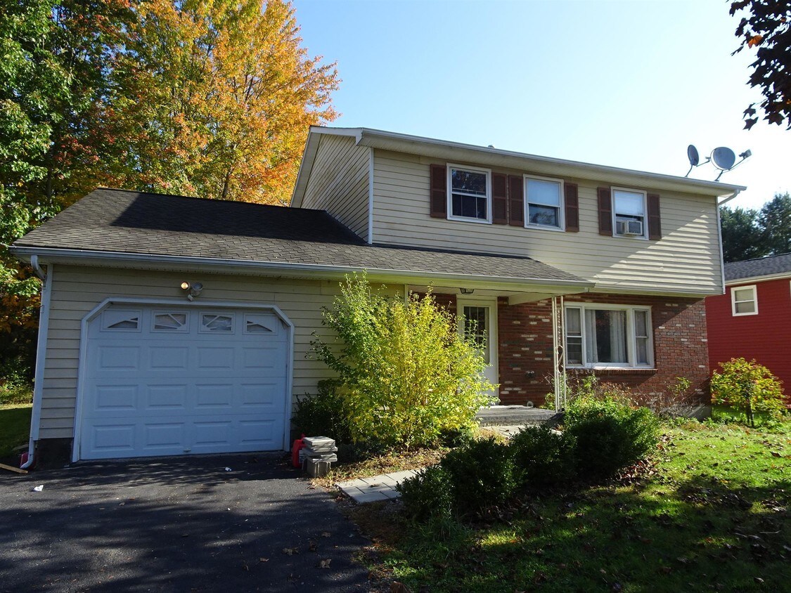 Foto principal - 9 Dorchester Ave
