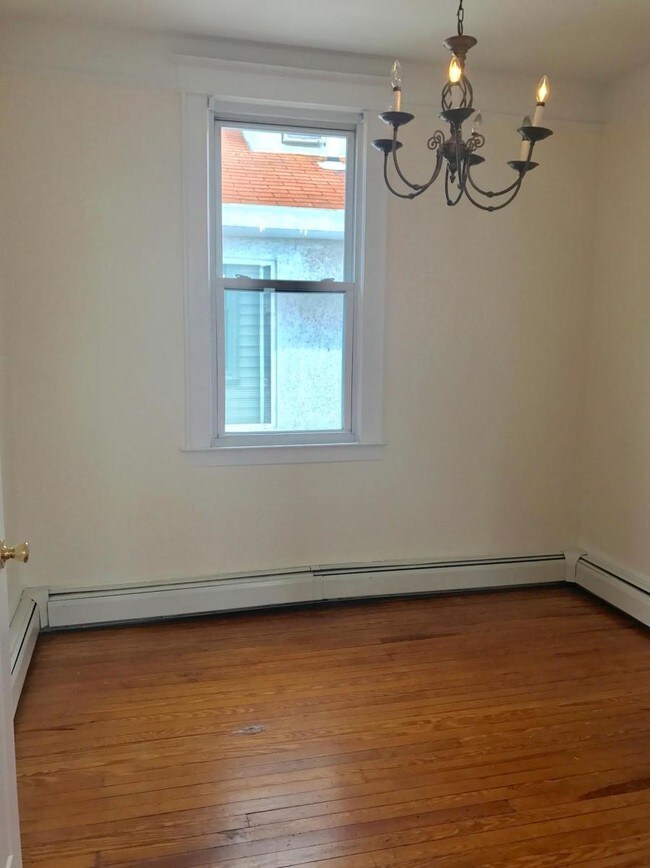 Foto del edificio - 6528 Perry Ave