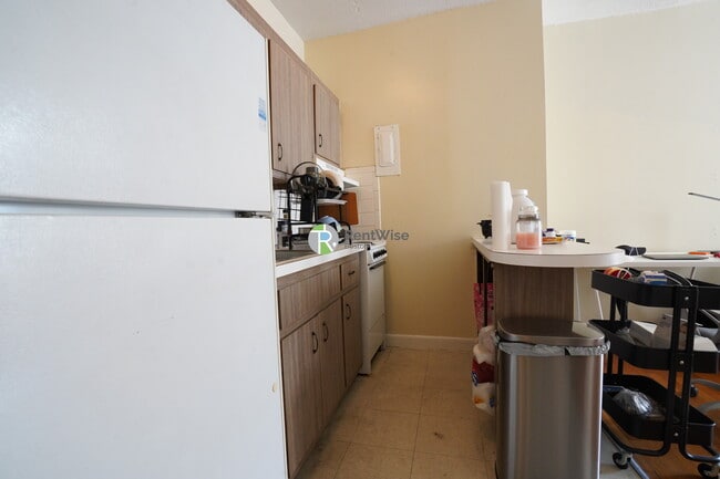 Building Photo - 1120 Commonwealth Ave