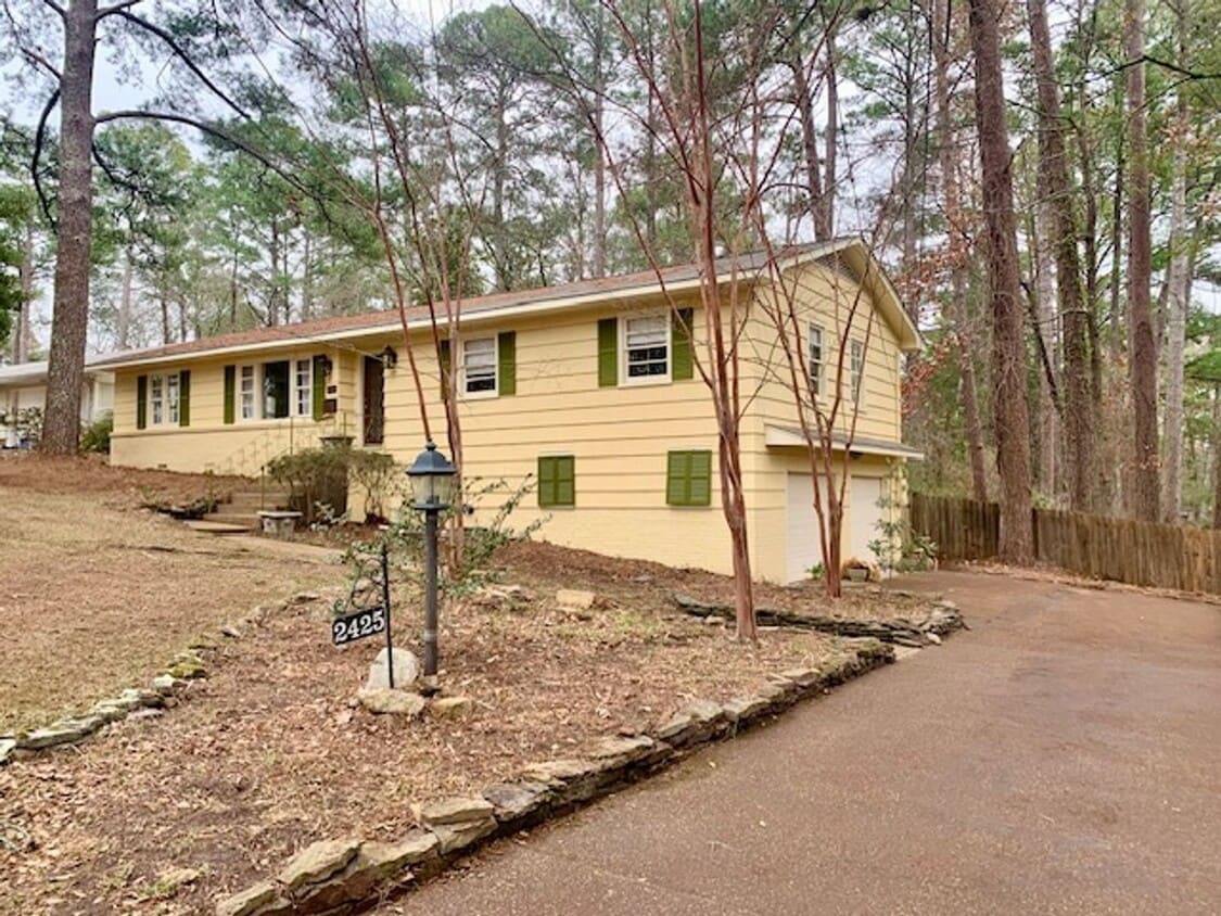 Foto principal - Newly Renovated Home For Rent
