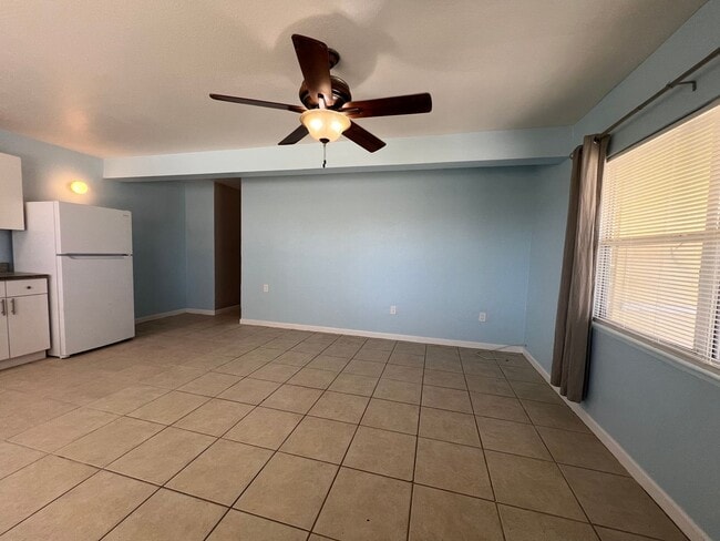 Photo - 708 Avenue A Apartment