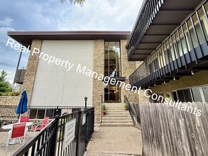 Building Photo - 4511 Headwood Dr