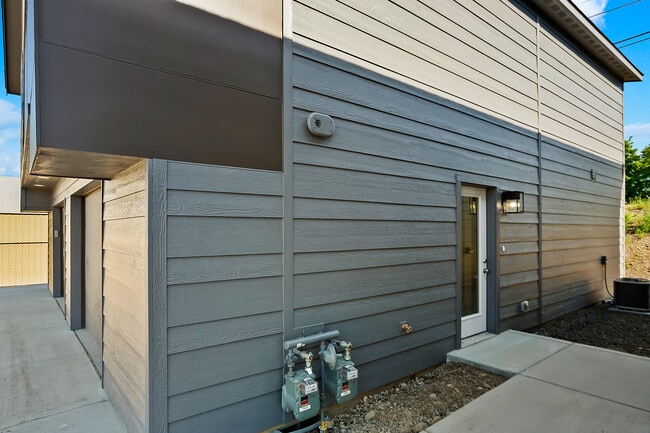 Foto del edificio - 11904 E 2nd Ln