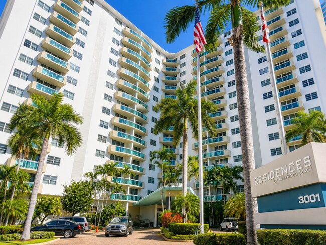 Building Photo - 3000 S Ocean Dr