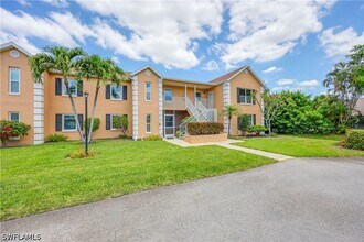 Building Photo - 2050 W Crown Pointe Blvd