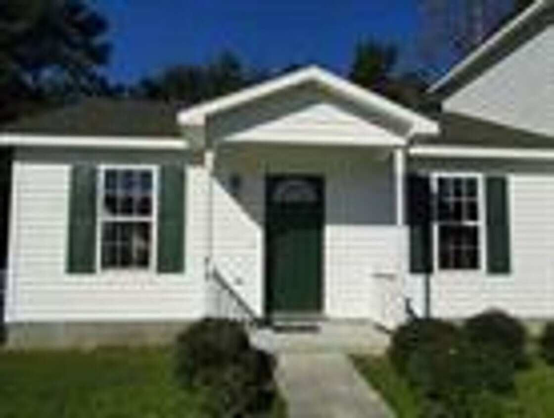 Foto principal - Wonderful 2 Bedroom, 2 Bath Home-414 Winne...