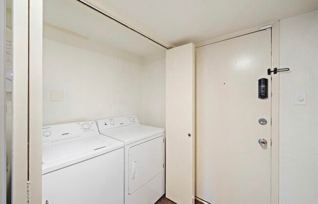 Foto del edificio - 4637 Wild Indigo St