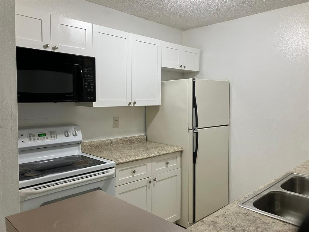 Foto del edificio - 4025 W McNab Rd